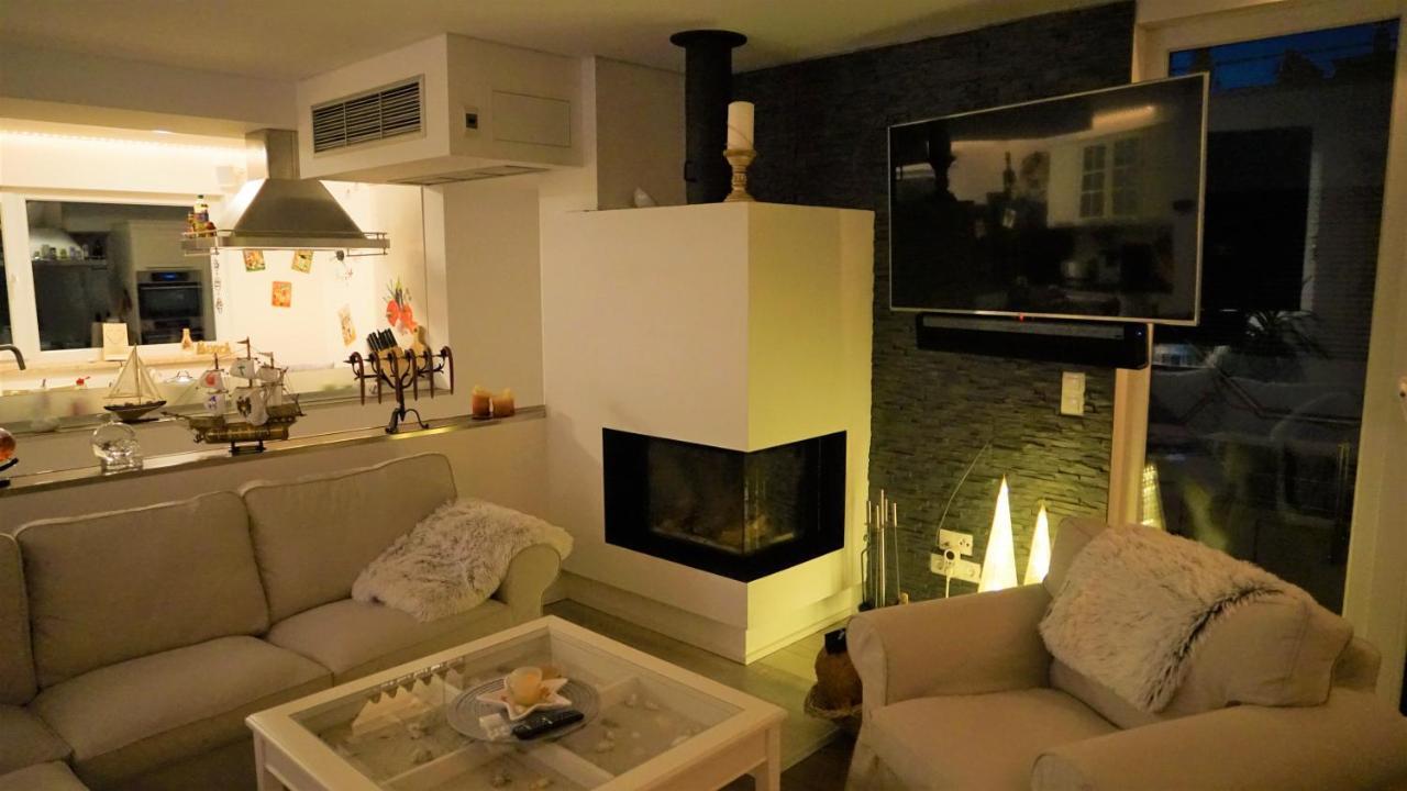Schwimmendes Haus Robby II Villa Bitterfeld-Wolfen ภายนอก รูปภาพ
